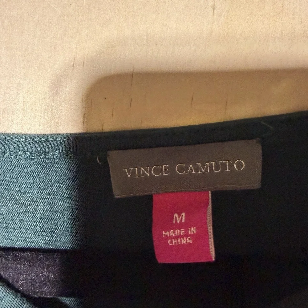 Vince Camuto Women's Medium Green Jeweled Blouse 3/4 Sheer Sleeve‎ Stretch Top